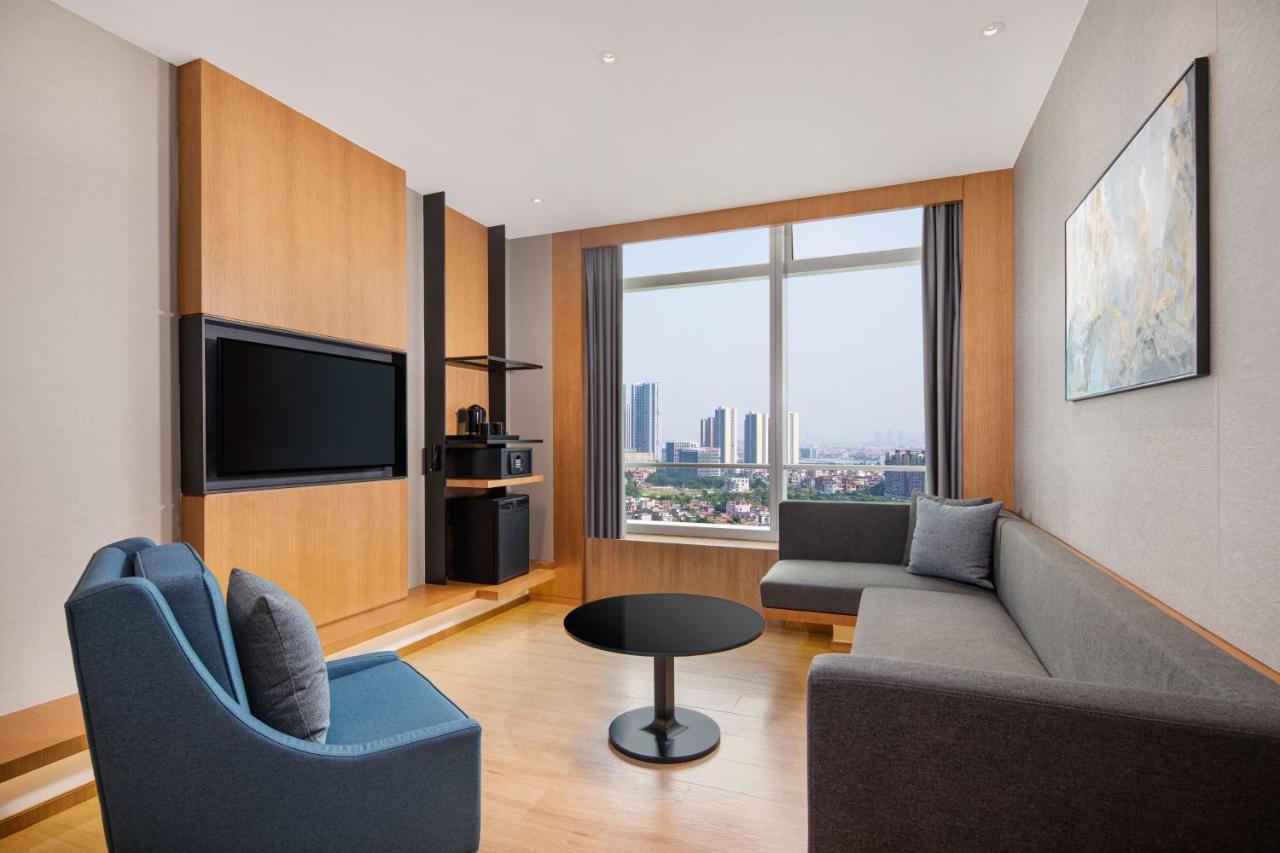 Fairfield By Marriott Foshan Nanhai Exteriör bild